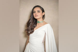 Actor Angira Dhar