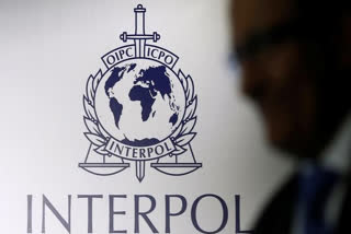 Interpol issues global alert over organised crime networks targeting COVID-19 vaccines പാരീസ് കൊവിക് വാക്‌സിൻ ക്രൈം നെറ്റ്‌വർക്കുകൾക്കെതിരെ ജാഗ്രത പാലിക്കാൻ ഇന്‍റർപോൾ ഇന്‍റർപോൾ