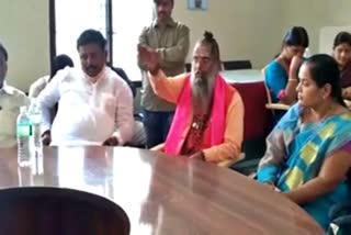 Siddhalinga Swamij praised ex CM Siddaramaiah