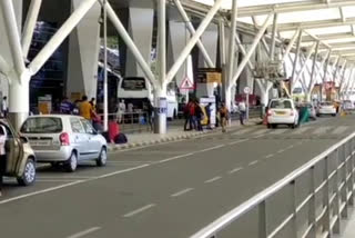 igi airport police files case against the taxi driver