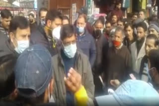 اننت ناگ میں معذور افراد کا احتجاج