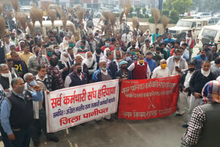 Employees Union in support of farmer