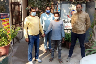 Anti Auto Theft Squad arrested Vicious Auto Lifter in delhi