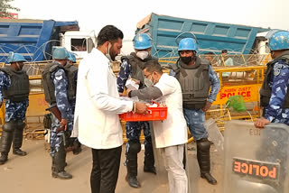 70 team of doctors from Punjab reached at Singhu border