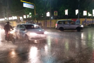 Sudden heavy rain in Nellai as the storm intensified!