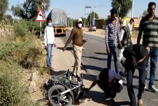 death in Nagaur road accident, accident on Ajmer Mundwa road