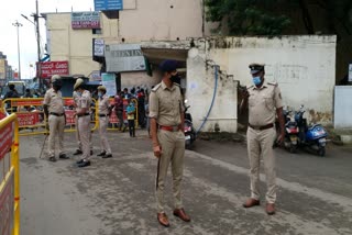 karnataka-bandh-heavy-police-deploid-near-bbmp-office