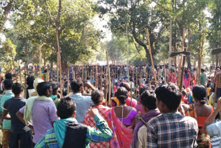 tribals continue their protest in orcha narayanpur