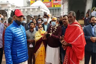 Assembly Speaker Ravindra Mahto at Baba temple