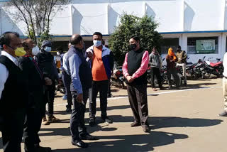 Collector visits Shahdol district hospital