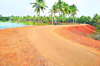 cannal side roads in east godavri were in bad condition