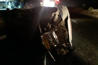 Ambulance going from Ahmedabad to Kutch overturned