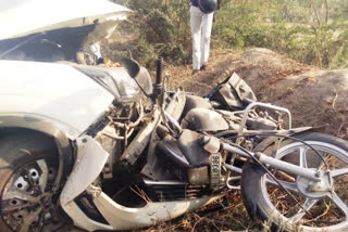 car and bike collided in bhiwani