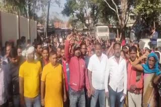 displaced-complained-against-jmm-leader-in-police-station-in-ramgarh