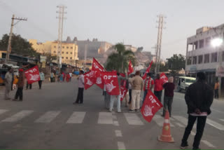 bharat bandh at yadagirigutta in yadadri bhuvanagiri district