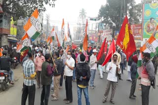 ভারত বনধের প্রভাব পড়ল বারাসত-মধ্যমগ্রামে, বাম-কংগ্রেসের বিক্ষোভ