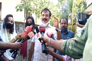 Alappuzha local body election  AM Arif MP against UDF  UDF candidates remain silent for BJP