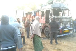 truck-on-fire in Subarnapur