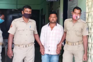 one side lover arrested due to proposed a minor girl