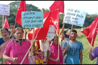 protest-against-farmer-bill-in-raha