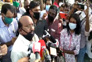 Local body election in Alappuzha  SNDP general Secretary  Vellappali Nadeshan after casing vote  Vellappalli against LDF