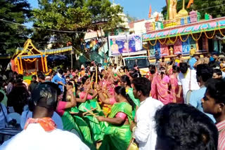 Devotees in large numbers participated in the Pallivetta program at narsampet