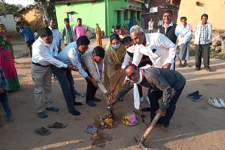 dharsiwan MLA handed over construction works to the residents