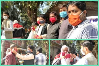 society distribut free mask at Vijay park area for nobel cause