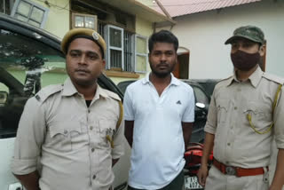 alcohol-seized-at-jalukbari