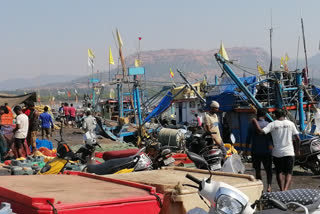 raigad Fishermen in financial crisis