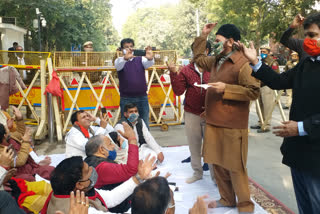 protest outside the cm residence