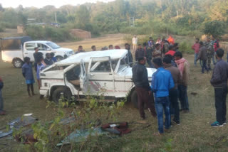 one died and 3 injured in road accidnet in ranchi