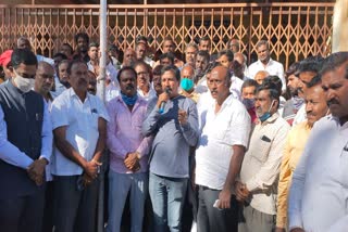 tamyagondlu-villagers-who-boycotted-the-gram-panchayat-elections