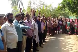 20-kilometer human chain protest in baleswar