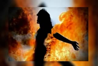 Woman set herself on fire by adding kerosene