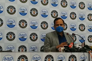 doing press conference satyendar jain