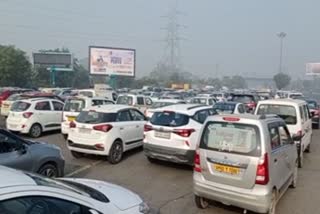 traffic conditions worse on dnd during busy hours in noida uttar pradesh