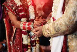 Online registration from state mandatory for wedding functions in Gujarat  ഗുജറാത്തിൽ വിവാഹ ചടങ്ങുകൾക്ക് ഓൺലൈൻ രജിസ്ട്രേഷൻ നിർബന്ധമാക്കി  ഗാന്ധിനഗർ  Gujarat