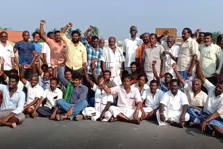 palar water issue people protest in highways