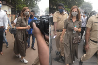 Sussanne Khan visits police station