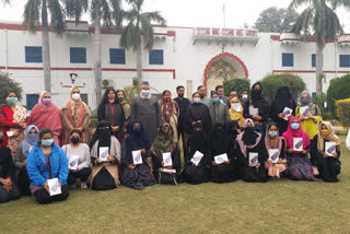 tablets distribution in amu women college for online classes and exams