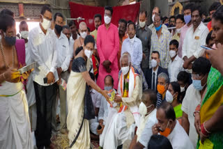 bandaru dattatreya visited yadadri temple