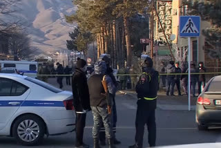 Six officers injured in suicide attack in Russia