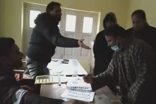 illegal vote cast in sixth phase of ddc election at pahlu block