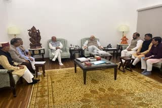 Union Ministers Narendra Singh Tomar, Som Parkash meet Amit Shah, discuss farmers' issue