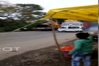 Truck rams into auto in Madhya Pradesh