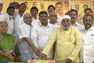 dhulipalla narendra birthday celebrations in guntur tdp office