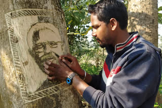 DHARMENDRA CONGRATULATE SAMARENDRA FOR MAKING A ART OF PM MODI ON A TREE