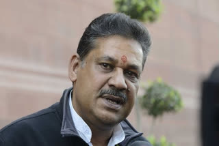 World Cup-winning former Delhi captain Kirti Azad applies for state selector's job