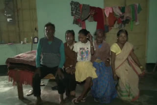 physically-handicap-family-helps-nagaon-gayon-boiragi-villagers